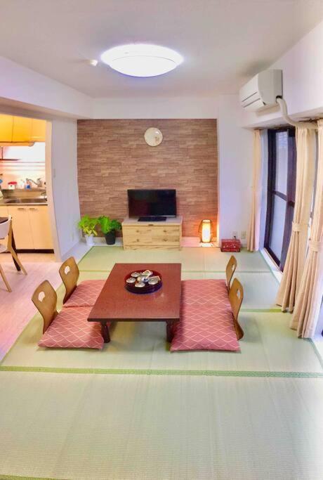 Osaka Kuromon Market Guesthouse Exterior photo